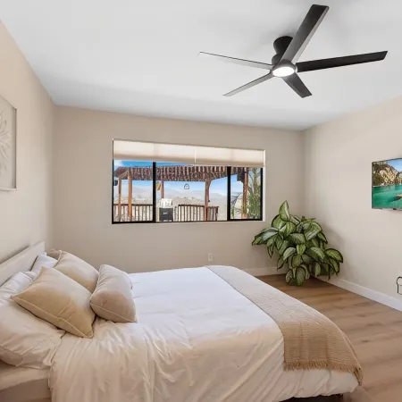 Casa sunset Modern  2BR/1BA in Fletcher Hills with beautiful sunset views, pool