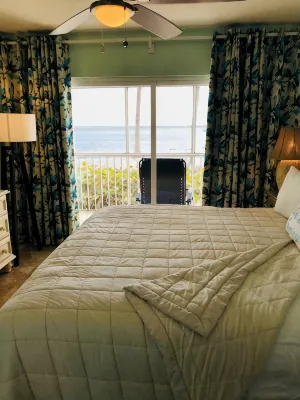Escape to Paradise – Beautiful & Budget-Friendly Condo!