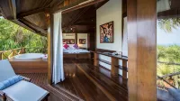 Sombra e Água Fresca Resort
