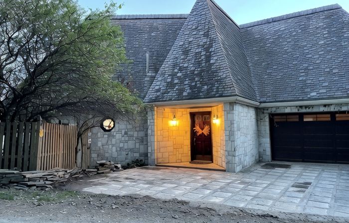 Spacious 5-bedroom country marble chateau in charming Fair Haven