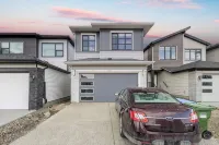 Kay Homes | Lakeview Haven – Walk to Park, 4 Mins to Restaurants, Shops & Cinema - Bungalows