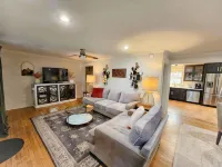The BlueStone, Charming 3-bedroom house in delightful Central Abilene