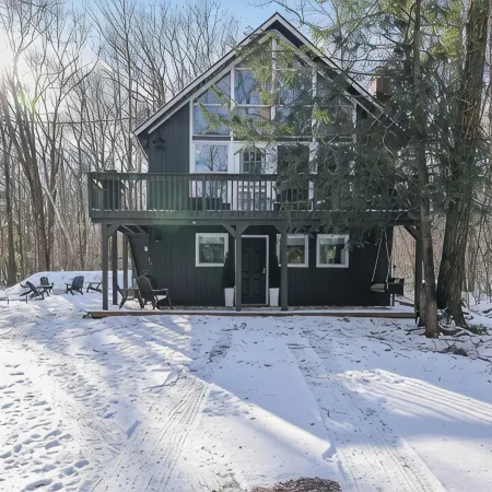 Escape to this secluded rustic luxury cabin nestled in the heart of the woods.