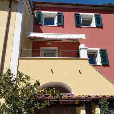 GREEN SEA RELAX - in the hills of the city and in the vicinity of the 5 Terre Hotel Exterior