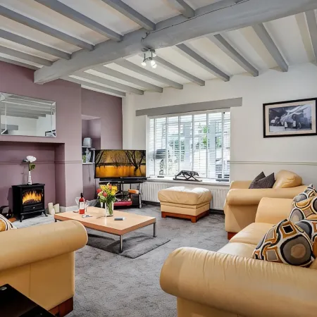 Entire 3 Bed Yorkshire Cottage, Harrogate.