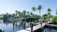 Waterfront配有便捷水上通道、可達優選垂釣與觀光的公寓大廈 - Wi-Fi