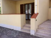 Terraced house in a quiet residence 200 meters from the sea, 4/5 places - Condos