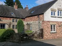 Charming cottage in rural village, ideal for Carsington Water and Peak District Hotels in Ashbourne