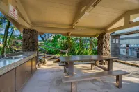 Makahuena 1202. Partial Ocean View, 2 bed, 2 bath with AC. Poipu. - Hot Tub