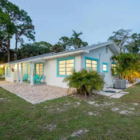 Pet Friendly Stuart Oasis Beach House