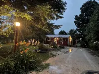 Cardinal Landing – Private Luxury Getaway with Sauna, Cold Plunge & Nature - Homestays