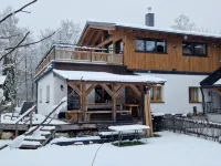Comfortable vacation home near ski slopes, large sunny garden - 3성급