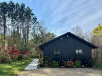 The Nordic Nest- a unique getaway! Close to trails, Menomonie-Stout- 6 miles - 3-Star