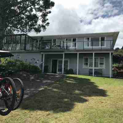 Whitianga Beachfront, with extensive views across Mercury Bay. Hotel Exterior