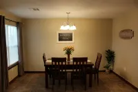 Quiet and Comfortable!  5 minutes away from parks/hospitals