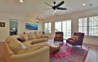 Boots & suits lakehouse getaway - 3-Star
