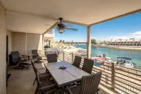 Kings View Waterfront Condo - 4-Star