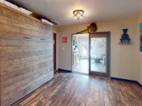Train Themed Accommodations Near Neosho Square! Side A Hotels in Neosho