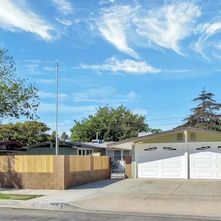Closest Disneyland Cheerful 4 bedroom home