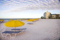 Luxurious Oasis ~ beachside 2 bedroom condo w/pool - 2-Star
