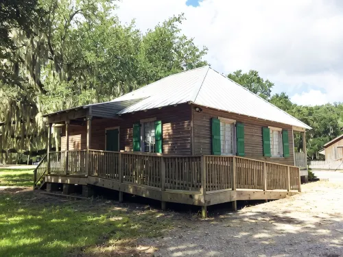 Marie Celeste Creole Country Cottage - Wifi