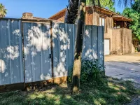 Perfect Family Escape: Playground, Fire Pit, Games & Boat Parking Near Kemah! - balcony
