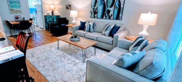 Sunnyside Villa-Free Beach Pass! 2 King Bedrooms, Garage, Near Marshwalk! Hoteles en Condado de Georgetown