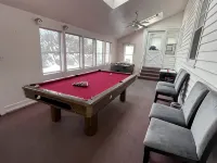 Sunset House Near Sunday River Black Mountain Hotels in Rumford