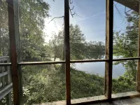 LAKE FRONT GUESTHOUSE - 3-Star
