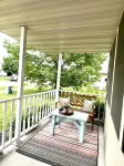 Cozy Home a few miles away from EAA & Sea Plane Base - Wi-Fi
