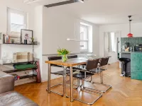 Stylish apartment with large terrace, air conditioning and parking space Hotels in Deidesheim