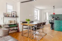 Stylish apartment with large terrace, air conditioning and parking space
