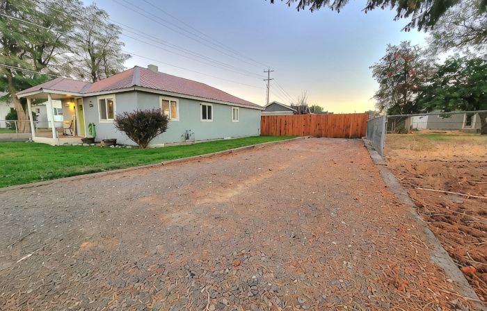 Tranquil 3 Bedroom, 2 Bath Home Near Scenic River Walk!