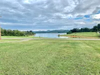 Lakehouse with Gorgeous Lake Views