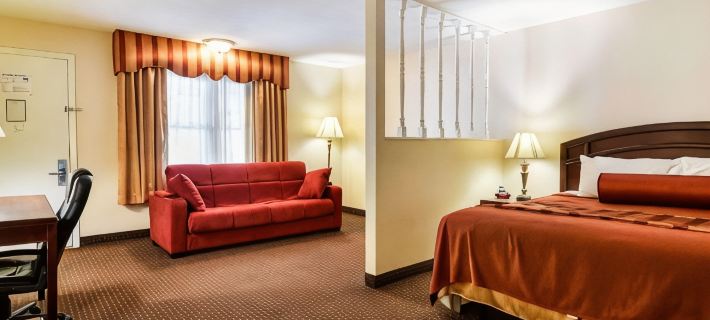 Rodeway Inn Hotels in Cayuga County