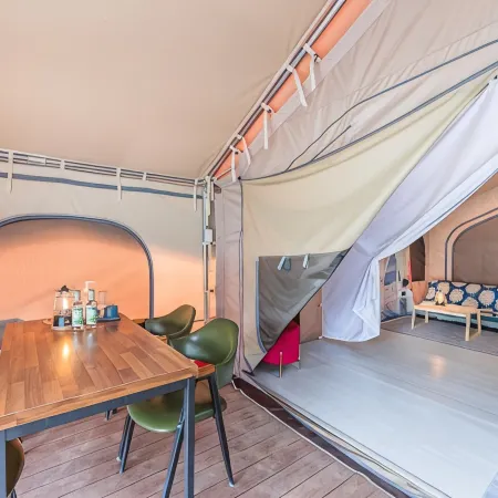 Seosan Pet & Tree Dog Glamping (Individual Barbecue)