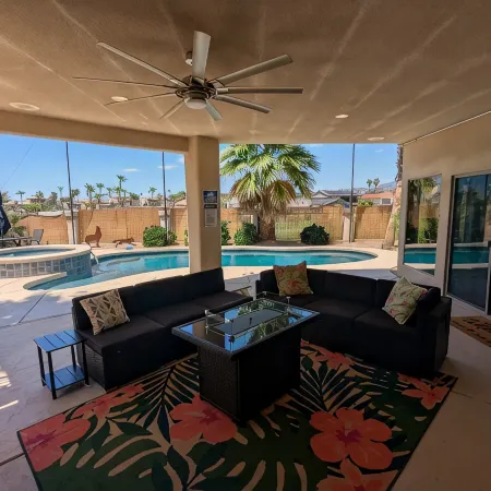 Havasu Haven! Awesome Views on Rooftop Terrace! Heated Spa and Pool! Golf!