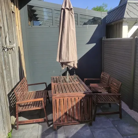 Cozy Vacation Apartment with Bicycle Garage Just 6 km from the Beach