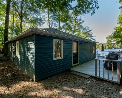 Casa Albanese on Farlain Lake Hotels in Tiny