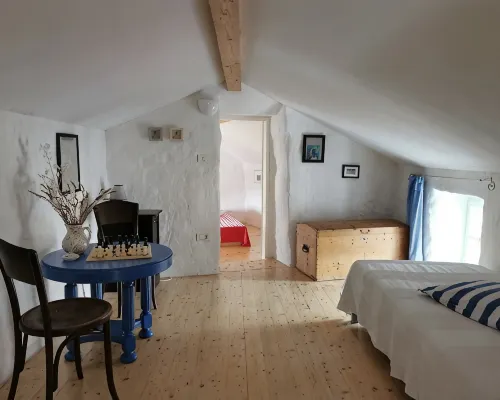 Old farmhouse in the heart of the 'Slovenian Tuscany' Hotel di Koper