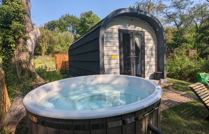 Emlyn's Coppice - Luxury Woodland Glamping
