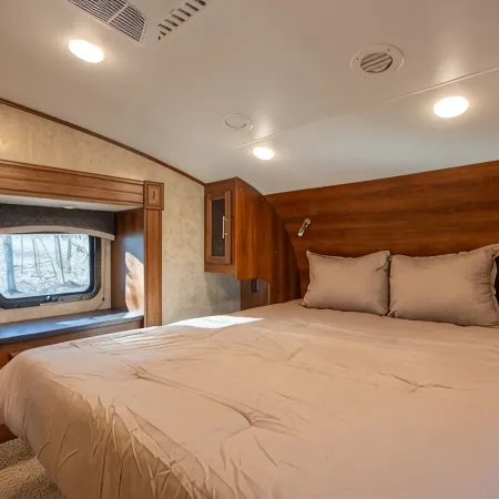 Luxury RV Retreat wd Firepit and Grille– Serene Wooded Stay Near Red River Gorge