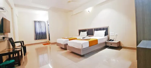 Hotel White Stone Premier Inn - 2-Star