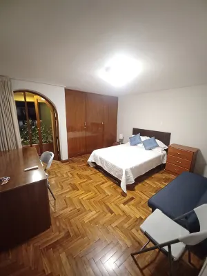 Beautiful 3-bedroom apartment 4 blocks from the main square of Arequipa! Hotels in 