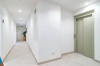 A4- Seaclub Suites by Roomservices - Condos