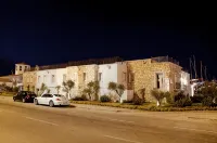 Cesme Marina Konukevi โรงแรมใน