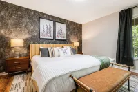 Lazy Bear Lodge / Game Room / Theater Room / Hot Tub - Pools