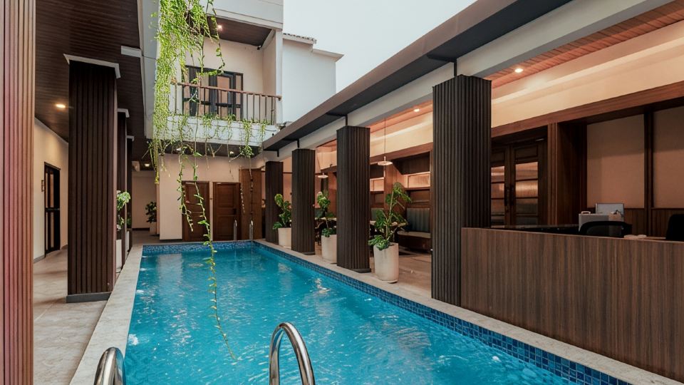 Alur Hotel