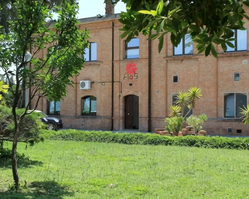Flos Guest House Hotels in Lucera
