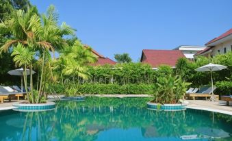The Natural Resort